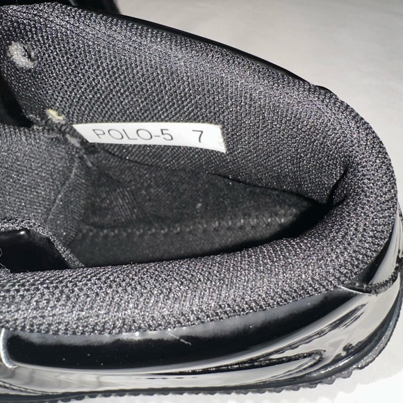 Cape Robbin Black Athletic Shoes men size 5 women size 7 - Picture 5 of 6